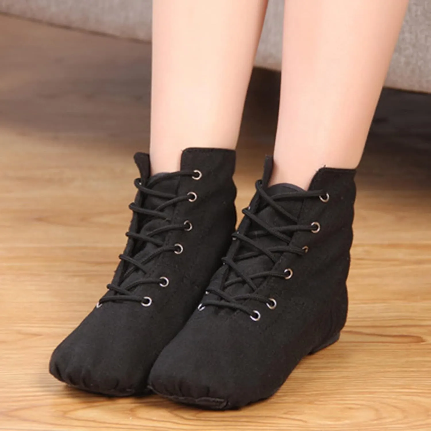 Canvas Lace-up Dance Shoes Flat Practice Jazz Dancing Boots for Girls Boys Split-Sole Dance Ballet Sneakers Kids
