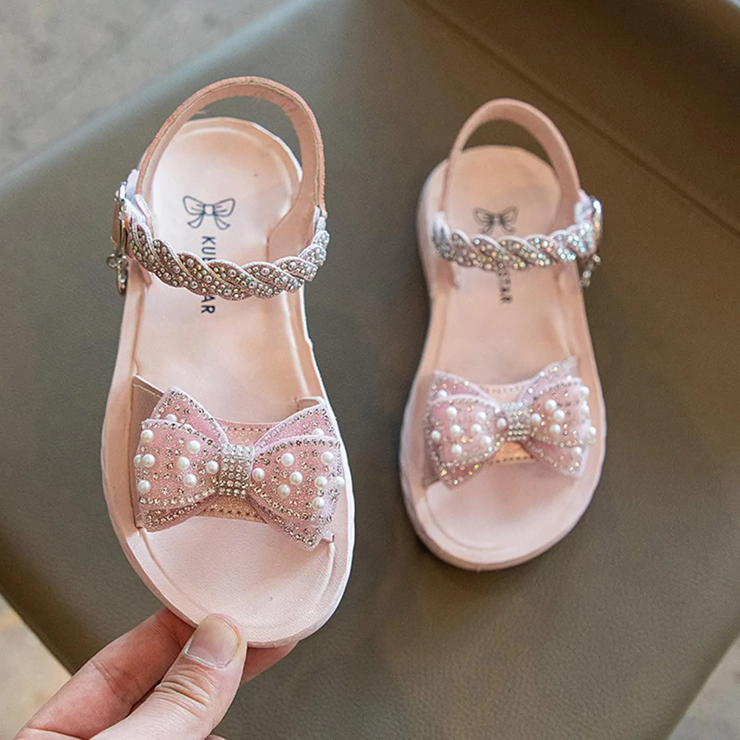 Girls Kids Foam Leather Sandals Wedding Beaded Ankle Strap Shoes Baby Girl Open Toe Summer Sequins Glitter Sandals Cute