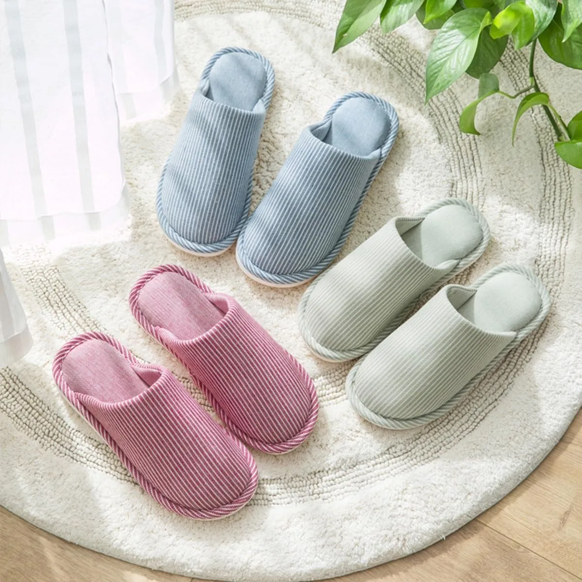 GIZNXBA Winter Cotton Slippers for Women Simple Indoor Cotton Cozy Slippers Soft Bottom Floor Lightweight Non-Slip Home Warm Home Slippers Female(/Beige,EUR 40-41)