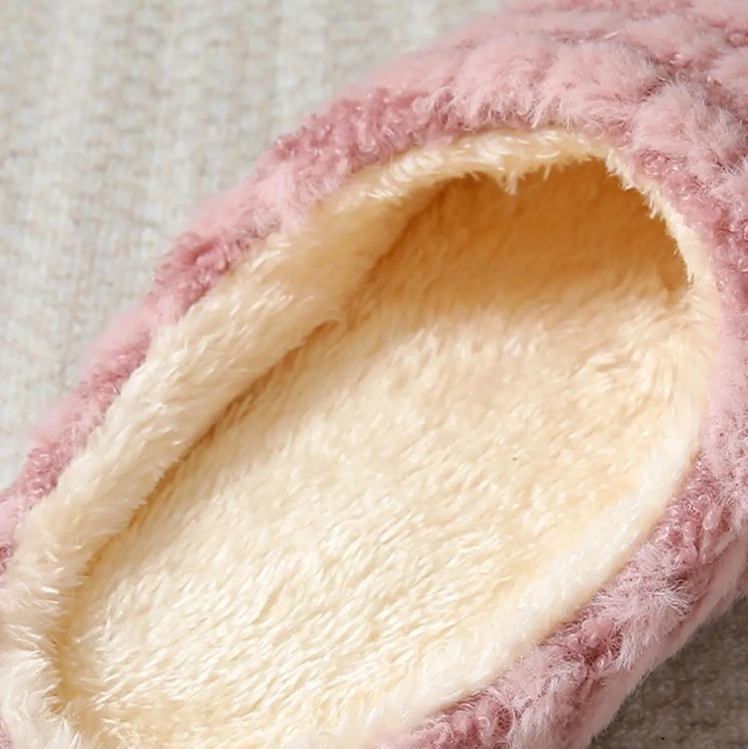 Womens House Slippers Cozy Velvet Memory Foam House Slipper Cute House Slippers for Ladies Indoor/Outdoor